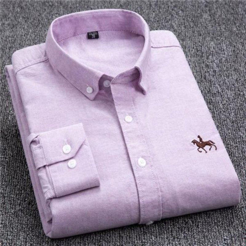 Chemise en coton à manches longues avec emblème pour un style classique pour hommes